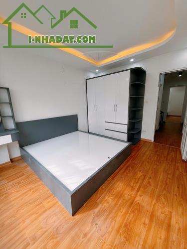 Bán nhà đẹp 5 tầng chỉ nhỉnh 7 tỷ phố Phú Diễn, Gần oto, Sát phố, 2 thoáng, Full nội thất - 5