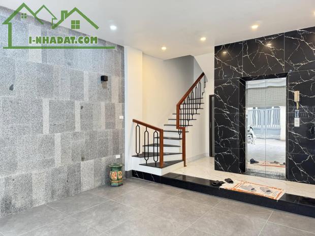 NHÀ 52,6M2*7T TRƯƠNG ĐỊNH, THANG MÁY, GARA, 13,7 TỶ
