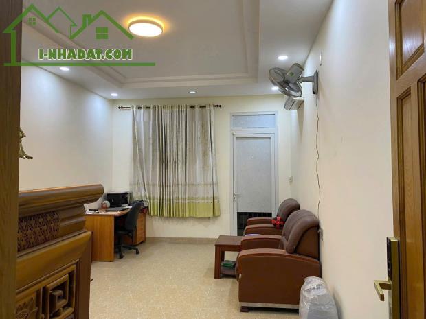 Bán nhà 65m2, 4 tầng, 3PN, 4WC, Linh Trung, Thủ Đức - 5.99 tỷ - 2