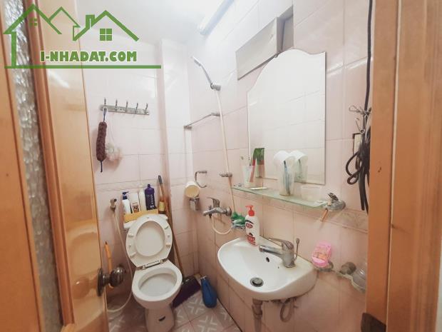 Bán nhà mặt phố Lý Nam Đế, quận Hoàn Kiếm, 62m2 x 2 tầng, mặt tiền 5m, vỉa hè, 39 tỷ!!! - 2