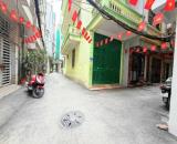 Nhà Quan Hoa, Cầu Giấy. 42mx4; MT 3.5m; Giá 10.2 tỷ  NHÀ ĐẸP PHÂN LÔ - Ô TÔ ĐỖ CỬA