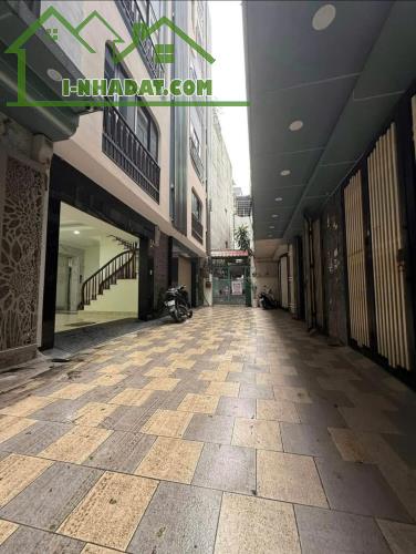 BÁN NHÀ 4Tx70M2, CẠNH CHỢ PHƯỢNG, TRỰC ĐƯỜNG LIÊN HUYỆN, NGÕ THÔNG, Ô TÔ ĐỖ CỔNG