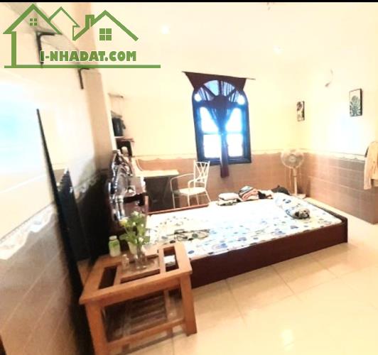 Bán Nhà Mặt Tiền Chợ, Kinh Doanh Đa Nghề, 4 Tầng, Đường 2 Ô Tô Thông, 5mx17m, Vỉa Hè
