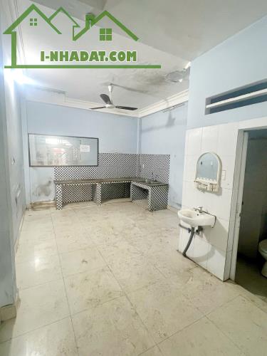 Bán nhà 3 lầu hẻm xe hơi đường Dương Bá Trạc P.1 Quận 8 - 4