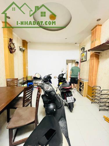 ĐÀO TẤN - NHÀ ĐẸP - LÔ GÓC - GẦN PHỐ - NGÕ THÔNG RỘNG - DÒNG TIỀN - 55M² NHỈNH 14 TỈ
