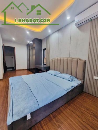 BÁN NHÀ LÊ TRỌNG TẤN, 6 TẦNG THANG MÁY, Ô TÔ ĐỖ CỬA - 1