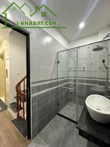 5 tầng mới xây trung tâm quận Đống Đa, cách ô tô tránh 20m, cách mặt phố 70m, hơn 10 tỷ - 1