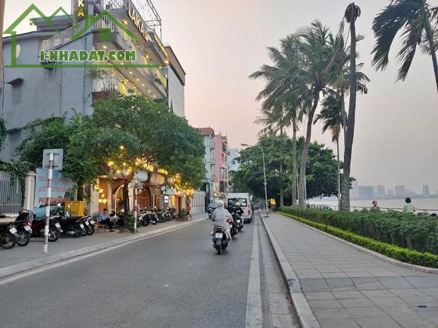 Bán nhà mặt phố Nguyễn Đình Thi 222m2*4T, MT12M giá 145 tỷ sổ đẹp nở hậu cực hiếm - 2