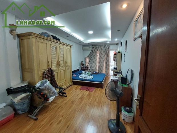 Bán nhà ngõ 304 Lê Duẩn, Đống Đa, gần Hồ Ba Mẫu, công viên Thống Nhất - 2