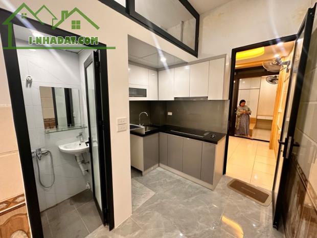 Bán nhà Sổ đỏ 1 tầng, ngõ trước nhà 3m, ôtô tránh 30m, full nội thất, Khương Trung. - 1