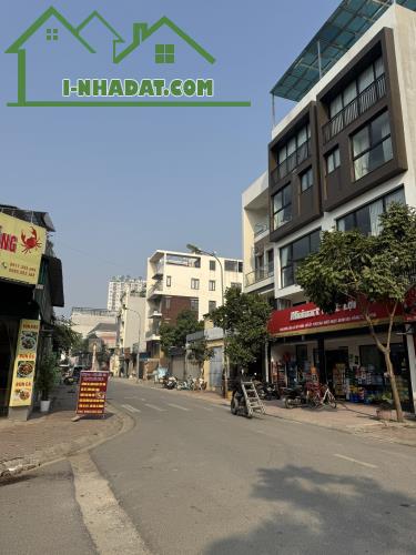 Bán nhà 5 tầng, DT 90m2 tại khu đấu giá BT4 Phúc Lợi, khổ đẹp, đi 20m ra đường Phúc Lợi. - 1
