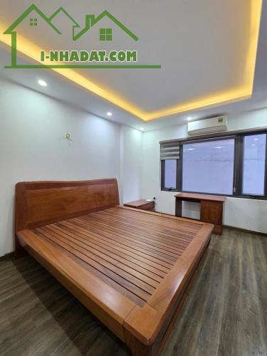 BÁN NHÀ PHỐ ĐỘI CẤN - TT BA ĐÌNH - NHÀ ĐẸP Ở NGAY - NGÕ RỘNG THOÁNG MÁT - SỔ ĐỎ VUÔNG ĐẸP - 2