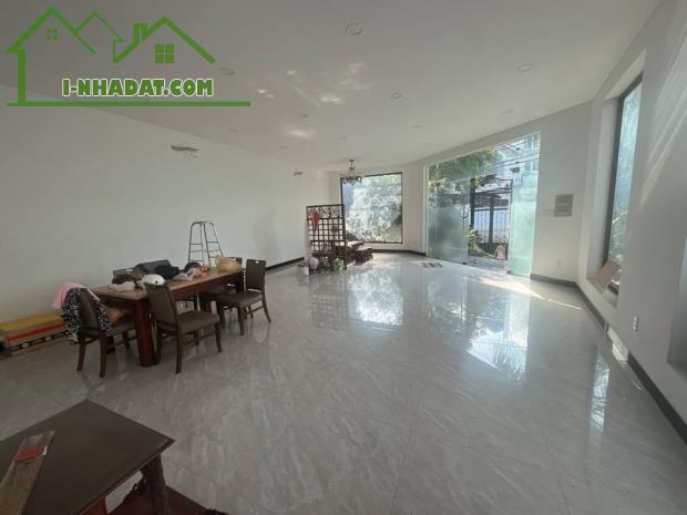 Bán biệt thự lô góc 3 thoáng - 165m2 x 5T x MT 27m - khu vip an sinh đỉnh - Vài bước ra Hồ - 1