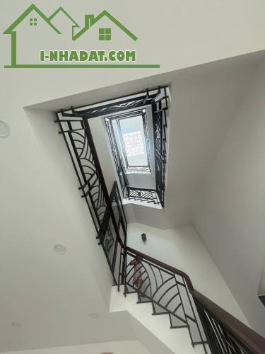 Bán biệt thự lô góc 3 thoáng - 165m2 x 5T x MT 27m - khu vip an sinh đỉnh - Vài bước ra Hồ - 4