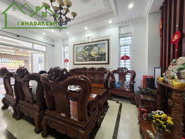 Bán nhà 152m² 3 tầng, 5PN, 4WC, Hiệp Bình Chánh, Thủ Đức - 15.1 tỷ - 1