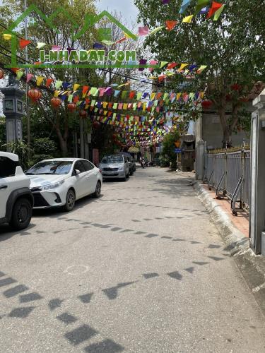 100M RA ĐƯỜNG Ô TÔ - NHÀ RỘNG THOÁNG SÁNG - ĐẦY ĐỦ CÔNG NĂNG - 62m 7 tỷ - 5