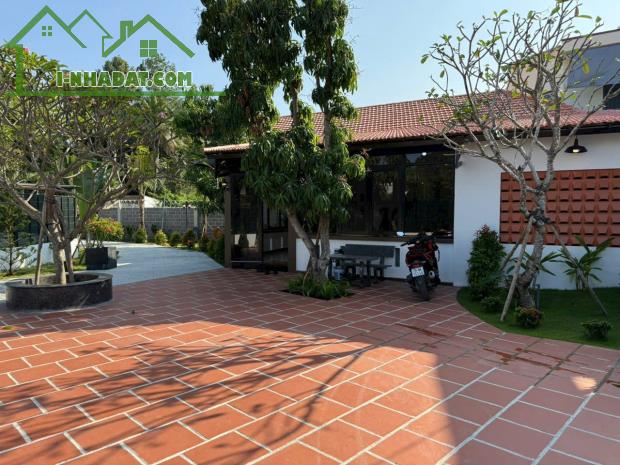 Hạ 500 triệu còn 6 tỷ bán "NHÀ VƯỜN" ĐẸP LONG LANH cách TTTP Nha Trang 3km
