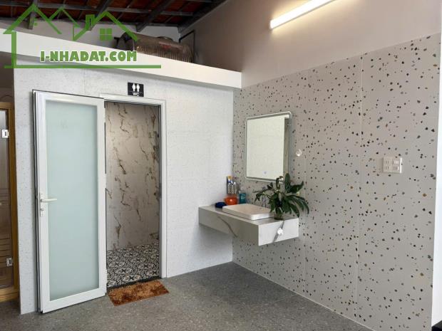 Hạ 500 triệu còn 6 tỷ bán "NHÀ VƯỜN" ĐẸP LONG LANH cách TTTP Nha Trang 3km - 2
