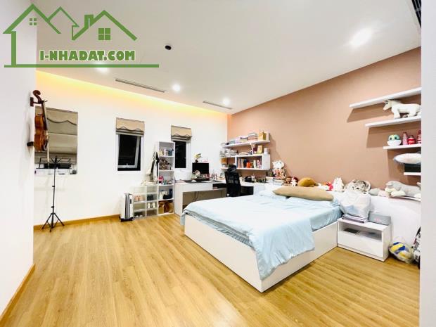 Bán nhà đẹp Nghĩa Lộ, Hà Đông, 35m x 5T kiên cố, 5m mặt phố ô tô tránh, giá 5.75 tỷ (TL)