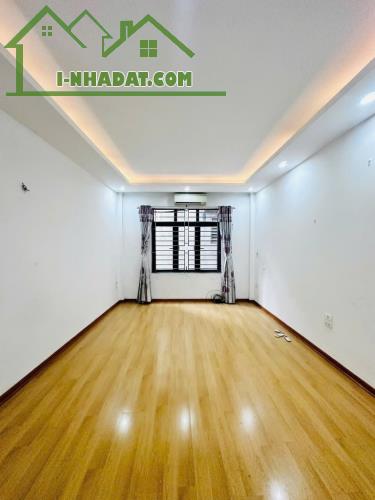 Hiếm nhà đẹp dân xây Mỹ Đình gần phố 50m 5 tầng MT 4m giá hơn 9 tỷ - 2