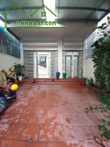 BÁN NHÀ GIA LÂM TDP BÌNH MINH - NGÕ THÔNG Ô TÔ TRÁNH,  3 MẶT THOÁNG ,GARA 2 Ô TÔ