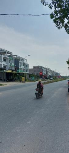 Bán shouphouse mặt đường đôi Ngô Miễn, cách vành đai 4 chỉ 100m. kinh doanh sầm uất. - 2