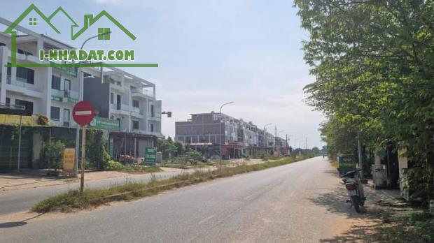 Bán shouphouse mặt đường đôi Ngô Miễn, cách vành đai 4 chỉ 100m. kinh doanh sầm uất. - 3