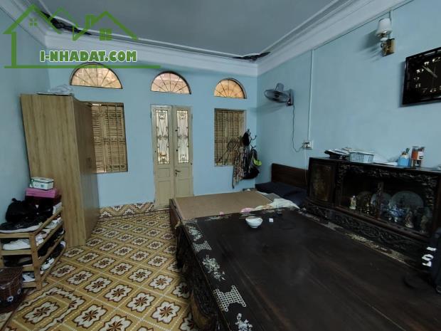 TRƯƠNG ĐỊNH- DÂN XÂY, NGÕ THÔNG- 40M2- 6 tỷ 65 - 2