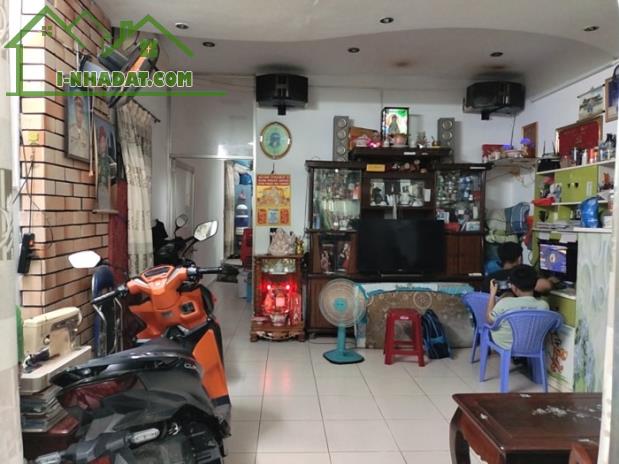 BÁN NHÀ Q12 HIỆP THÀNH – HẺM RỘNG RÃI – 79M2 NHỈNH 3 TỶ