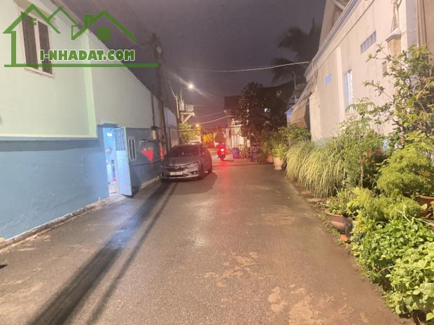 Chủ Gấp Bán nhà 3 tầng, 50m2 HXH, Khu Đông Tăng Long, Trường Thạnh-Tp.Thủ Đức. Chỉ 5 Tỷ TL - 3