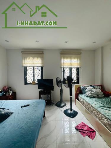 Bán nhà ngõ 100 Ngõ Khâm Thiên, diện tích 30/35m x 5 tầng, mặt tiền 6.7m, giá 6.5 tỷ - 2