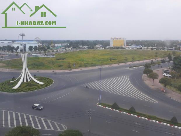 Nhà 201m2 mặt tiền đường Nguyễn Trung Trực,Mỹ Phong,TP.Mỹ Tho,Tiền Giang