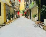 PHÁO ĐÀI LÁNG - NHÀ ĐẸP PHÂN LÔ CÁN BỘ - 2 THOÁNG - GẦN PHỐ - Ô TÔ VÀO NHÀ - 45M² NHỎ 16 T