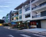 KHU VIP TÊN LỬA - - VỊ GIÁP QUẬN 6 - MẶT TIỀN ĐƯỜNG KHU PHÂN LÔTRÍ CỰC ĐẸP - KINH DOANH ĐA