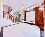 Bán nhà 5 tầng, 35m², 4PN, 3WC, Long Biên - 5.7 tỷ