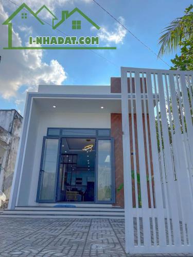 MẪU CẤP 4 CHO GIA ĐÌNH NHỎ GIÁ CHỈ 400TR NHẬN NHÀ Ở NGAY