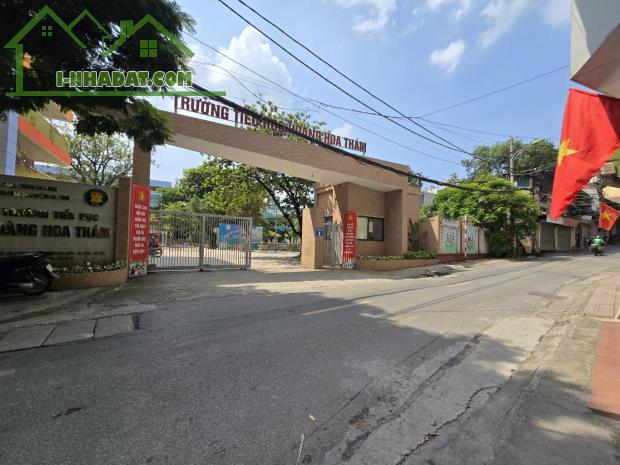 Nhà 3 tầng, 45m, khu Vĩnh phúc, Hoàng hoa thám, Bưởi, giá 7,1 tỷ 0981928872