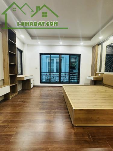 BÁN NHÀ ĐỘI CẤN, THANG MÁY NGÕ THÔNG GẦN PHỐ 36M 6 TẦNG MẶT TIEENF 4M 8 TỶ - 1