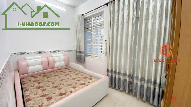 Bán nhà đẹp 1 trệt 2 lầu khu D2D, phường Thống Nhất giá 7t5 ! - 2