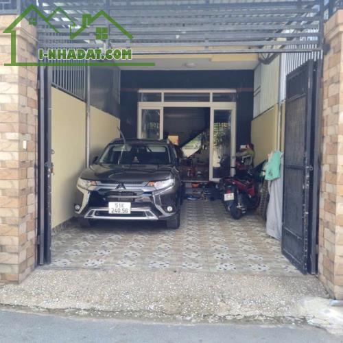NHÀ 2 TẦNG BTCT, DT 100M², HẺM XE TẢI CHẠY VI VU, NGAY CHỢ LONG THẠNH MỸ
