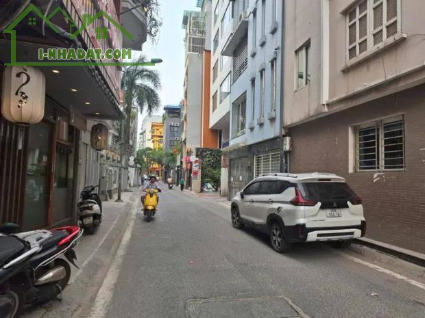 GIA ĐÌNH CẦN TIỀN BÁN GẤP NHÀ PHỐ LINH LANG ĐỘI CẤN 70M 2 TẦNG HƠN 12 TỶ KINH DOANH ONLINE