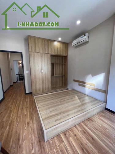 GIA ĐÌNH CẦN TIỀN BÁN GẤP NHÀ PHỐ LINH LANG ĐỘI CẤN 70M 2 TẦNG HƠN 12 TỶ KINH DOANH ONLINE - 5