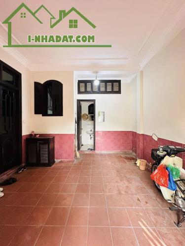 SIÊU HIẾM TAM TRINH, 55M, MT 8M, Ô TÔ TRÁNH, VỈA HÈ, PHÂN LÔ, CHỈ 17 TỶ.