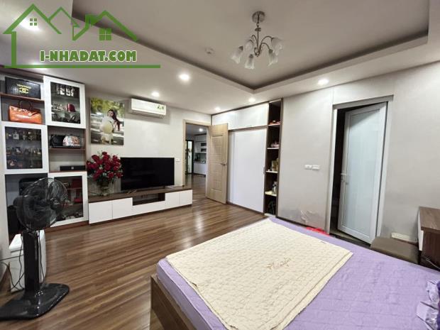 NHÀ MẶT PHỐ ĐỘI NHÂN–BA ĐÌNH, 4TẦNG x102M2–MT 7m CHỈ 50 Tỷ-PHỐ VIP KINH DOANH - 3