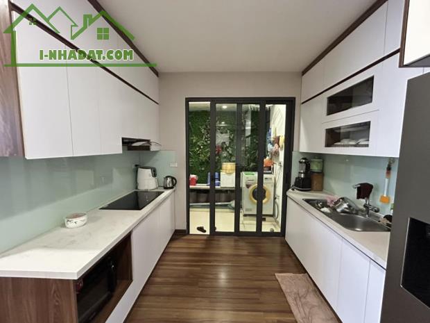 NHÀ MẶT PHỐ ĐỘI NHÂN–BA ĐÌNH, 4TẦNG x102M2–MT 7m CHỈ 50 Tỷ-PHỐ VIP KINH DOANH - 4