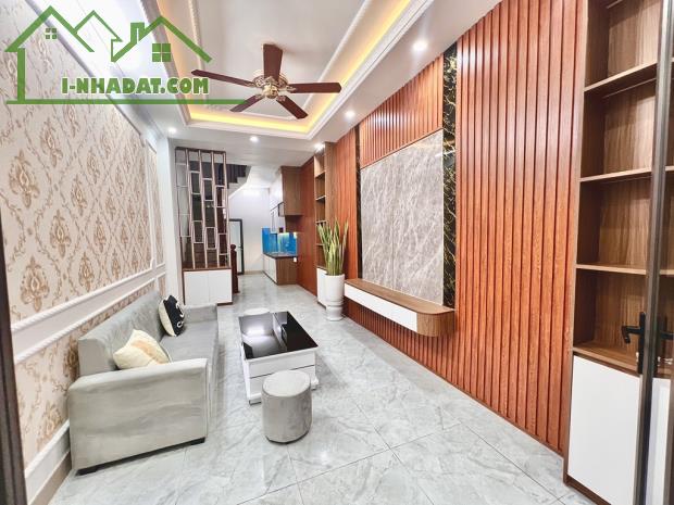 Bán Nhà Nam Dư Lĩnh Nam Hoàng Mai Hà Nội 33m2 giá bán 6,15 tỷ