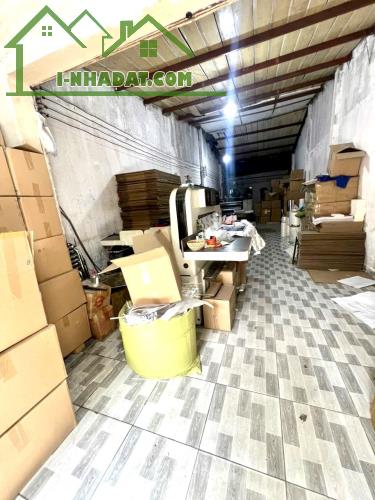 Bán gấp nhà 68m,hai mặt tiền đẹp, thoáng hẻm xe hơi, đường số 21 Bình Tân, chỉ 4.95 tỷ. TL