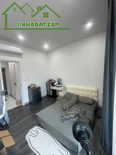🏡🏡 VỊ TRÍ ĐẸP 150 M RA LÊ VĂN VIỆT 💥 SIÊU PHẨM 2 TẦNG ĐẸP LUNG LINH 56 M² (4×14) - 3