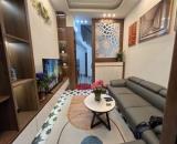 Bán gấp nhà LÔ GÓC Hào Nam- Đống Đa – 40m2 -4 Tầng – Chỉ 6.5 Tỷ