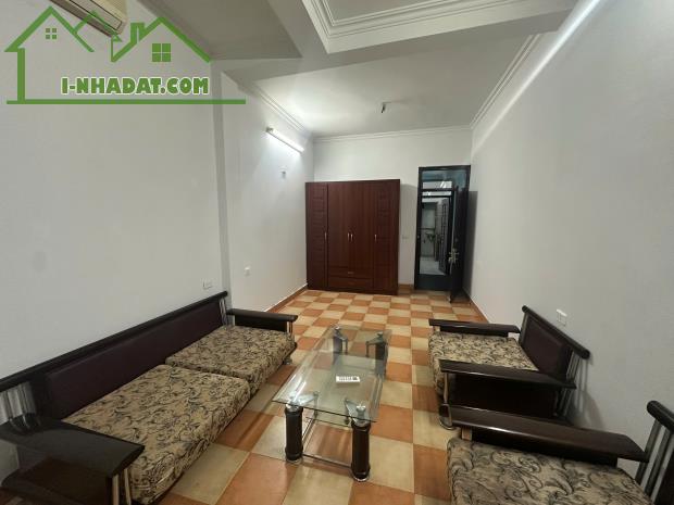 Cho thuê nhà riêng đường Hồng Hà, Hoàn Kiếm 43m x 4T giá 15 triệu, ô tô, kinh doanh - 4